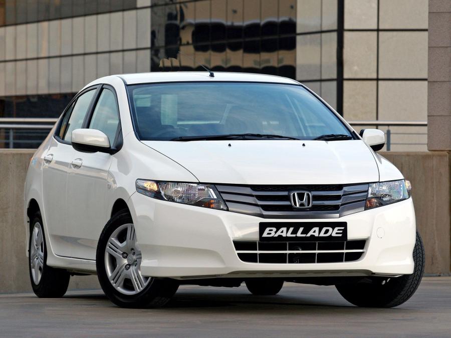  Honda Ballade 2011 года  (фото 12 из 21)